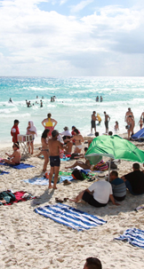 Alta afluencia de turismo en las playas de Quintana Roo